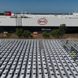 Um fast ein Drittel : Chinesische Elektroautobauer: BYD-Absatz bricht zum Jahresauftakt ein